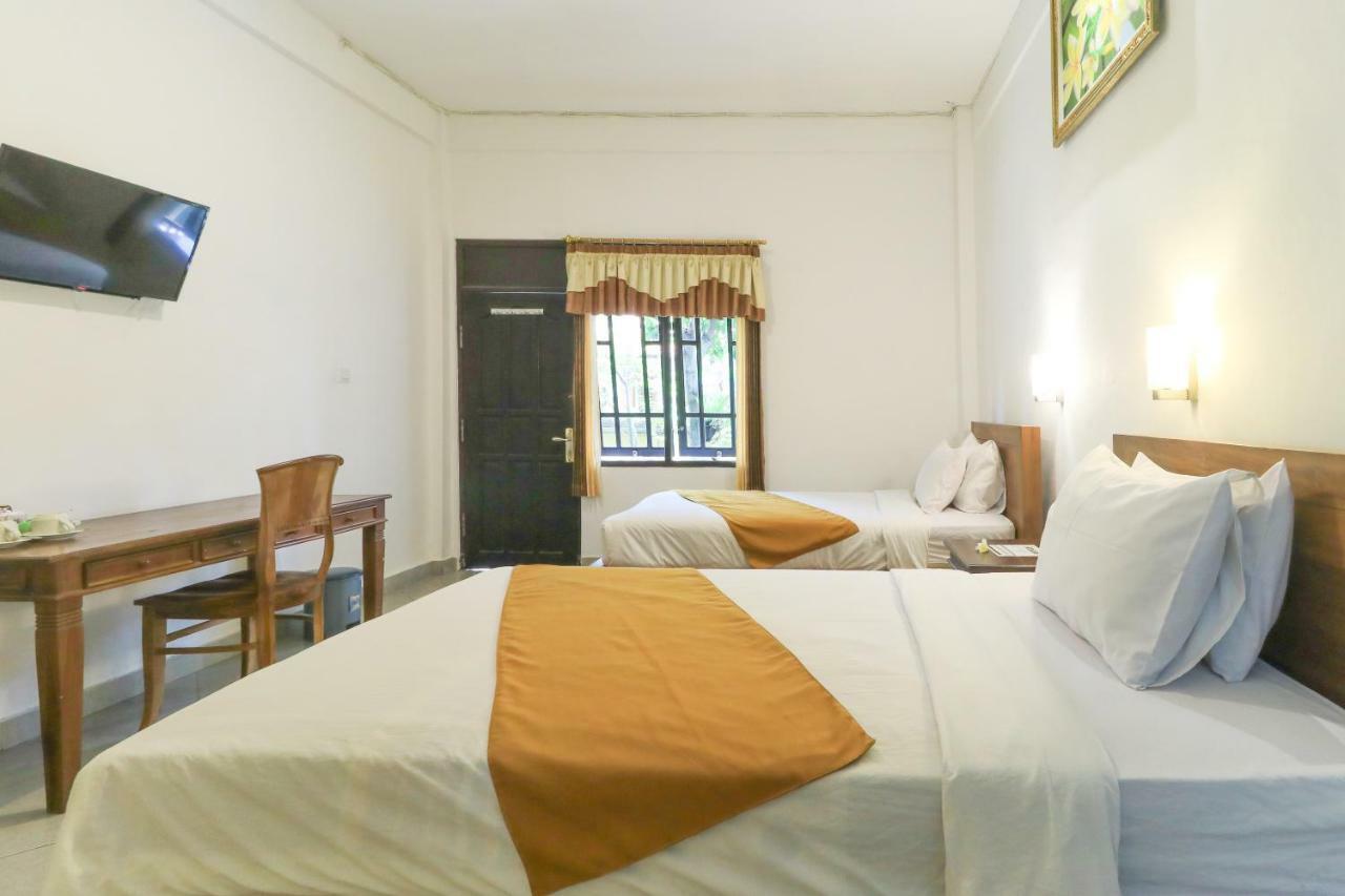 Gianyar Hotel Exterior photo